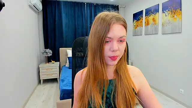 Strawberrye online show from 01-15-25, 03:33