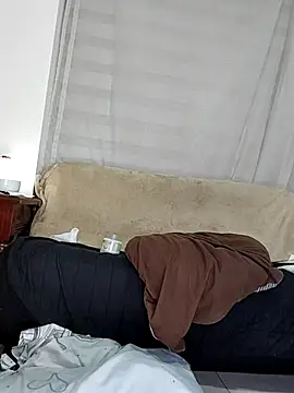 estrella tasty online show from 09-26-25, 02:48