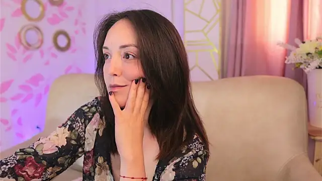 Snapshot of molly_marmalade_ chatting on 12-06-24, 07:12 molly marmalade online show from 12-06-24, 07:12