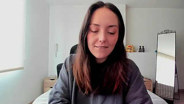 Snapshot of molly_marmalade_ chatting on 03-19-25, 04:45 molly marmalade online show from 03-19-25, 04:45