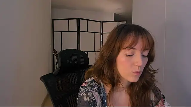 molly marmalade  online show from 06-08-26, 05:02