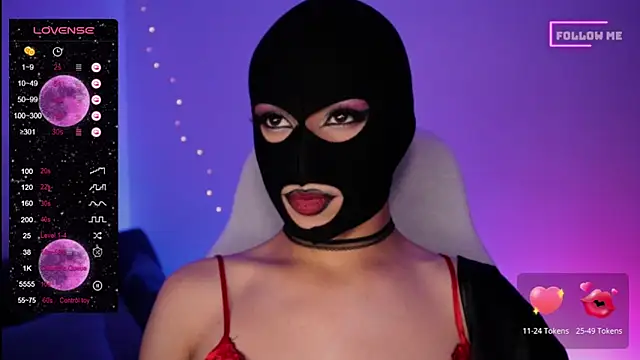 Snapshot of Bigfemblue chatting on 01-16-25, 11:48 Bigfemblue online show from 01-16-25, 11:48