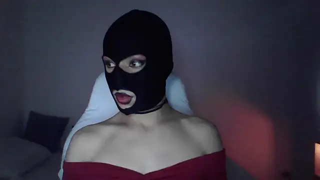 Snapshot of Bigfemblue chatting on 09-08-25, 10:42 Bigfemblue online show from 09-08-25, 10:42