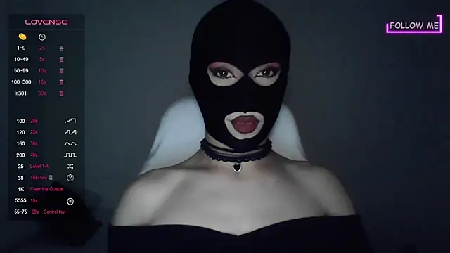 Snapshot of Bigfemblue chatting on 10-09-25, 12:19 Bigfemblue online show from 10-09-25, 12:19