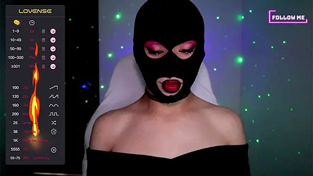 Snapshot of Bigfemblue chatting on 12-03-25, 05:11 Bigfemblue online show from 12-03-25, 05:11