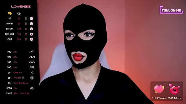 Snapshot of Bigfemblue chatting on 02-11-26, 01:05 Bigfemblue online show from 02-11-26, 01:05