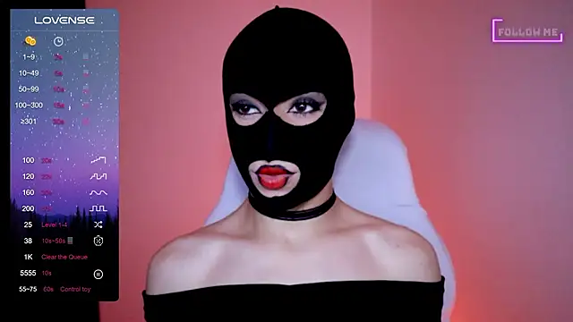 Snapshot of Bigfemblue chatting on 02-25-26, 10:52 Bigfemblue online show from 02-25-26, 10:52