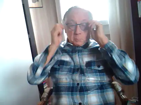 Snapshot of johnjohn622662 chatting on 02-21-25, 11:22 johnjohn622662 online show from 02-21-25, 11:22