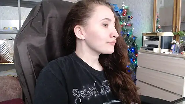 Snapshot of AnKey_Rayah chatting on 12-28-24, 04:41 AnKey Rayah online show from 12-28-24, 04:41