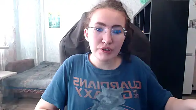 Snapshot of AnKey_Rayah chatting on 10-12-25, 08:46 AnKey Rayah online show from 10-12-25, 08:46