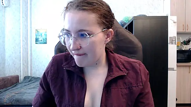 Snapshot of AnKey_Rayah chatting on 10-16-25, 04:02 AnKey Rayah online show from 10-16-25, 04:02