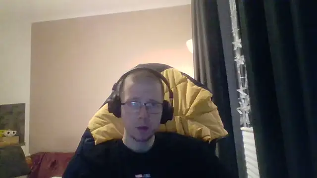 David250692 online show from 10-20-25, 05:52