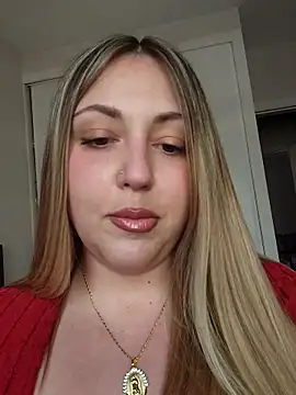 sofiabichota online show from 03-25-26, 04:02