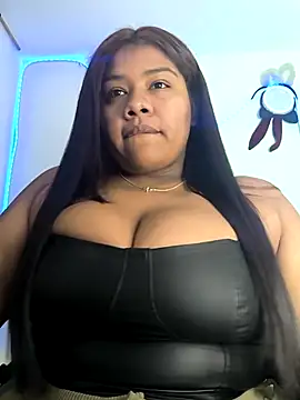 paola091 online show from 12-22-25, 11:35