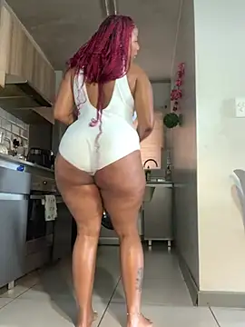 CurvyDesire1 online show from 03-14-25, 07:48