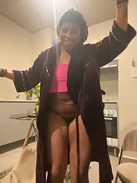 CurvyDesire1 online show from 11-21-25, 11:58