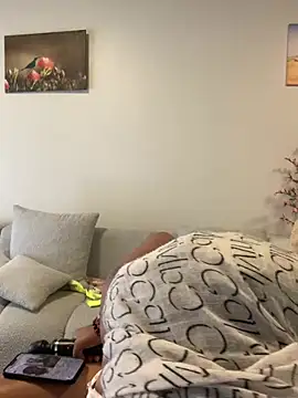 CurvyDesire1 online show from 01-12-26, 06:07