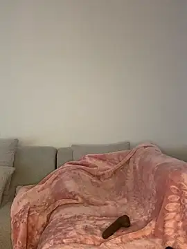 CurvyDesire1 online show from 04-12-26, 05:23