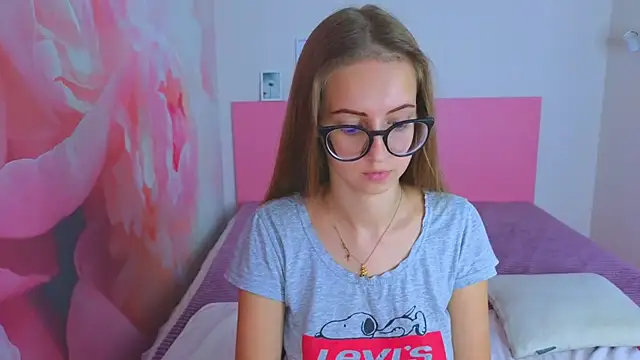 AliceAdams online show from 10-24-25, 06:43