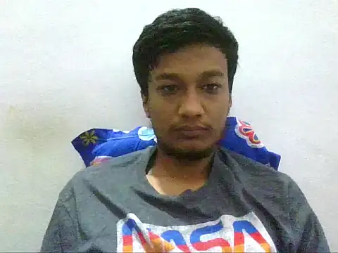 Snapshot of jimnail007 chatting on 09-19-25, 04:03 jimnail007 online show from 09-19-25, 04:03