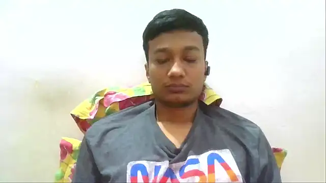 Snapshot of jimnail007 chatting on 10-08-25, 04:21 jimnail007 online show from 10-08-25, 04:21