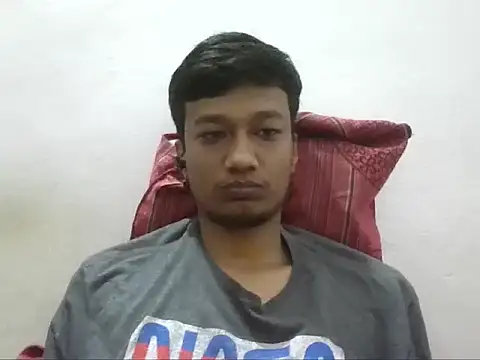 Snapshot of jimnail007 chatting on 10-28-25, 04:05 jimnail007 online show from 10-28-25, 04:05