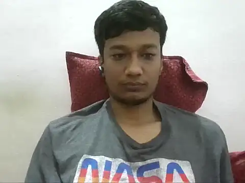 Snapshot of jimnail007 chatting on 10-30-25, 04:25 jimnail007 online show from 10-30-25, 04:25