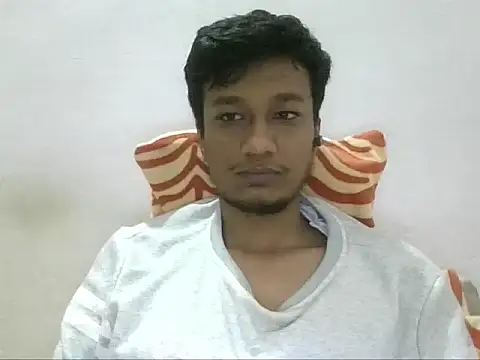 Snapshot of jimnail007 chatting on 11-19-25, 04:23 jimnail007 online show from 11-19-25, 04:23