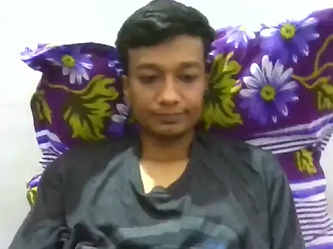 Snapshot of jimnail007 chatting on 07-13-26, 04:15 jimnail007 online show from 07-13-26, 04:15