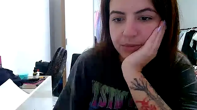 chelbyy online show from 10-31-25, 05:58