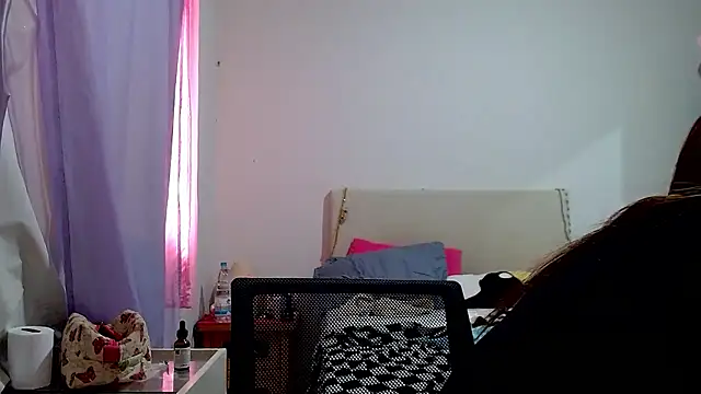 Snapshot of chelbyy chatting on 01-12-26, 02:11 chelbyy online show from 01-12-26, 02:11