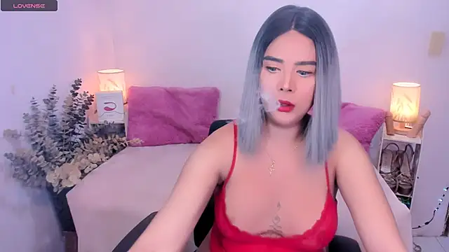 AmazingDREAMGirl online show from 10-11-25, 05:33