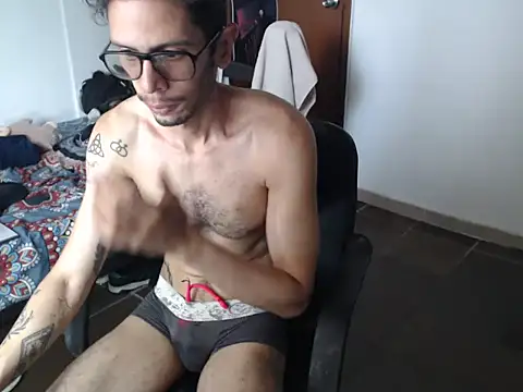 alisterxxx online show from 07-20-26, 01:13