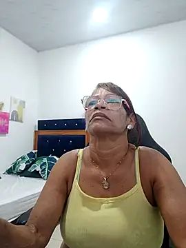 BustyMilf  online show from 10-21-25, 01:01