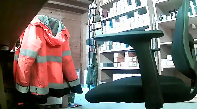 Snapshot of Cygnus58topchef chatting on 12-02-24, 12:51 Cygnus58topchef online show from 12-02-24, 12:51