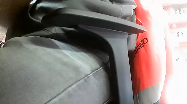 Snapshot of Cygnus58topchef chatting on 03-19-25, 03:51 Cygnus58topchef online show from 03-19-25, 03:51