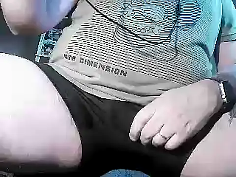 Snapshot of Cygnus58topchef chatting on 03-20-25, 01:26 Cygnus58topchef online show from 03-20-25, 01:26