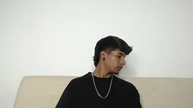 Snapshot of stevenosori chatting on 03-16-26, 12:38 stevenosori online show from 03-16-26, 12:38