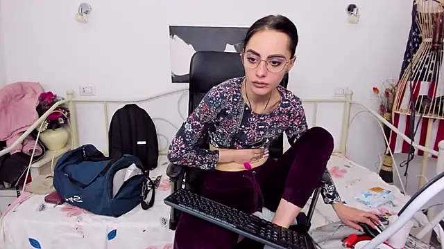 jessystarr online show from 02-10-25, 11:45