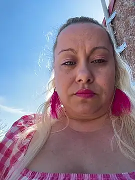 SabinaSweety online show from 04-05-26, 11:40