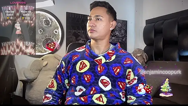 Snapshot of BenjaminCooperk chatting on 01-07-26, 09:12 BenjaminCooperk online show from 01-07-26, 09:12