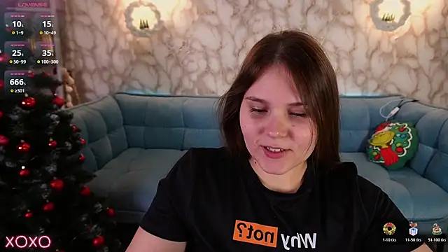 Snapshot of VinnaSky chatting on 12-23-25, 07:39 VinnaSky online show from 12-23-25, 07:39