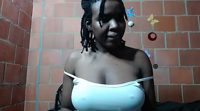 Snapshot of Magaharper10 chatting on 03-13-25, 05:43 Magaharper10 online show from 03-13-25, 05:43