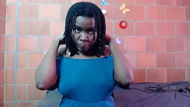 Snapshot of Magaharper10 chatting on 09-08-25, 04:39 Magaharper10 online show from 09-08-25, 04:39