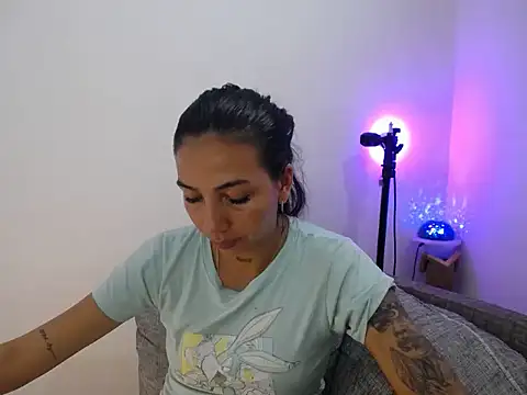 Snapshot of Allyson_Smith chatting on 01-24-25, 02:18 Allyson Smith online show from 01-24-25, 02:18