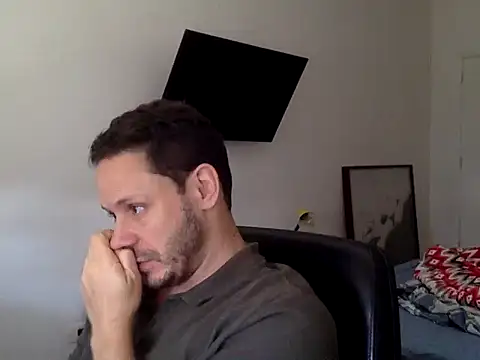 FelipeRiver online show from 10-17-25, 02:08