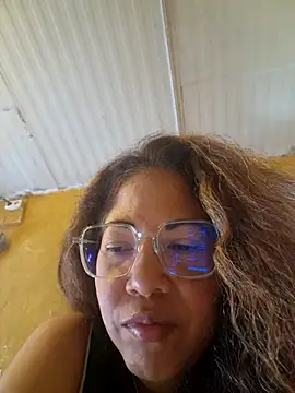 Snapshot of mila38 chatting on 05-04-26, 07:59 mila38 online show from 05-04-26, 07:59
