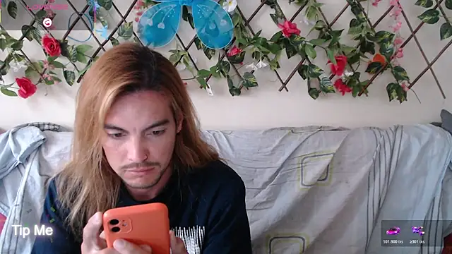 Jack Emily1 online show from 11-14-25, 05:44