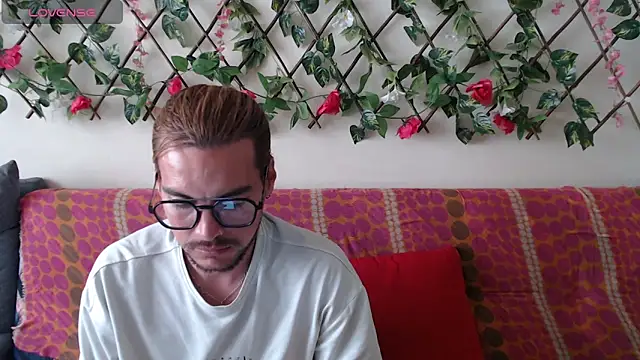 Jack Emily1 online show from 04-16-26, 07:58