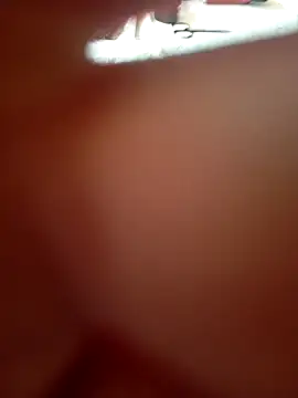 Snapshot of maiki7778 chatting on 10-21-25, 08:04 maiki7778 online show from 10-21-25, 08:04